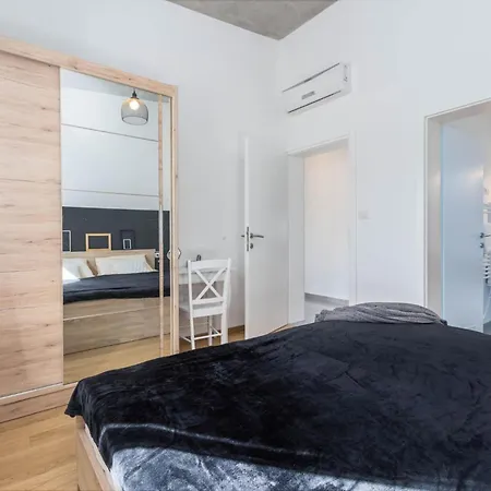 Sama Istria * Prkačini